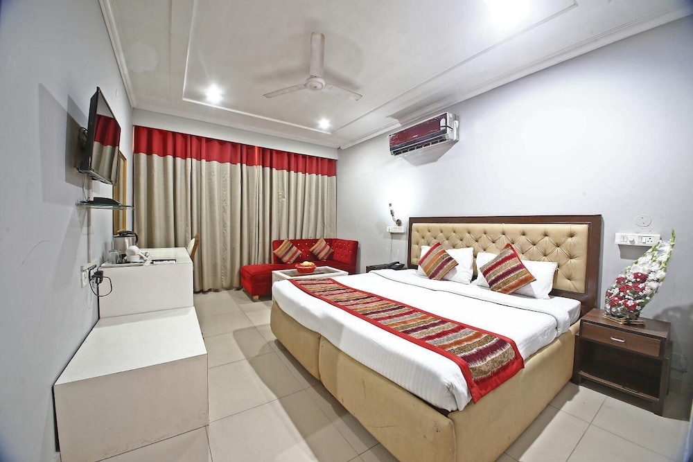 Hotel Diamond Plaza 7/43