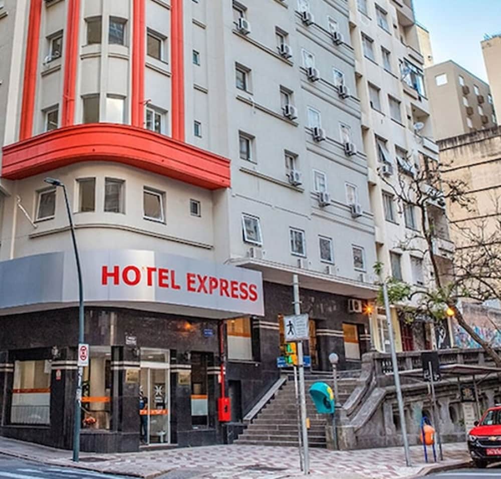 Hotel Express Savoy photo1