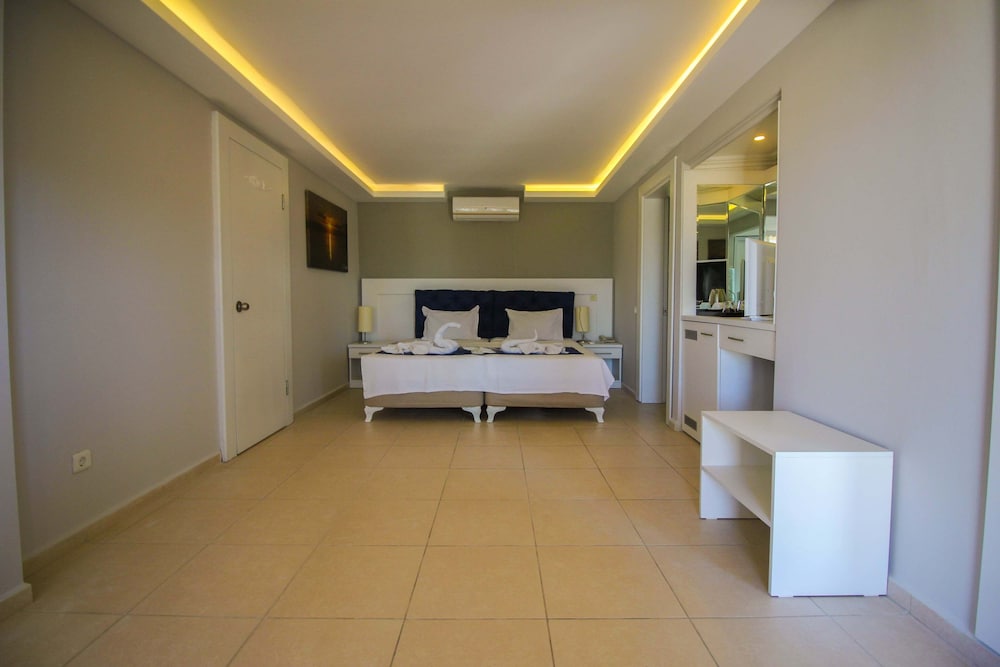 Bella Garden Boutique Hotel 36/83