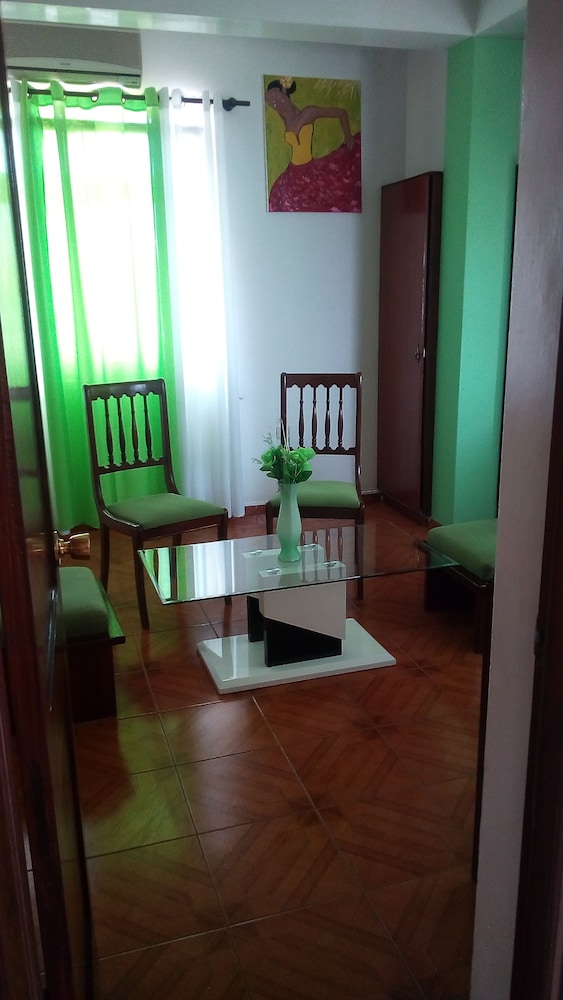 Chez Loutcha Residencial 24/50