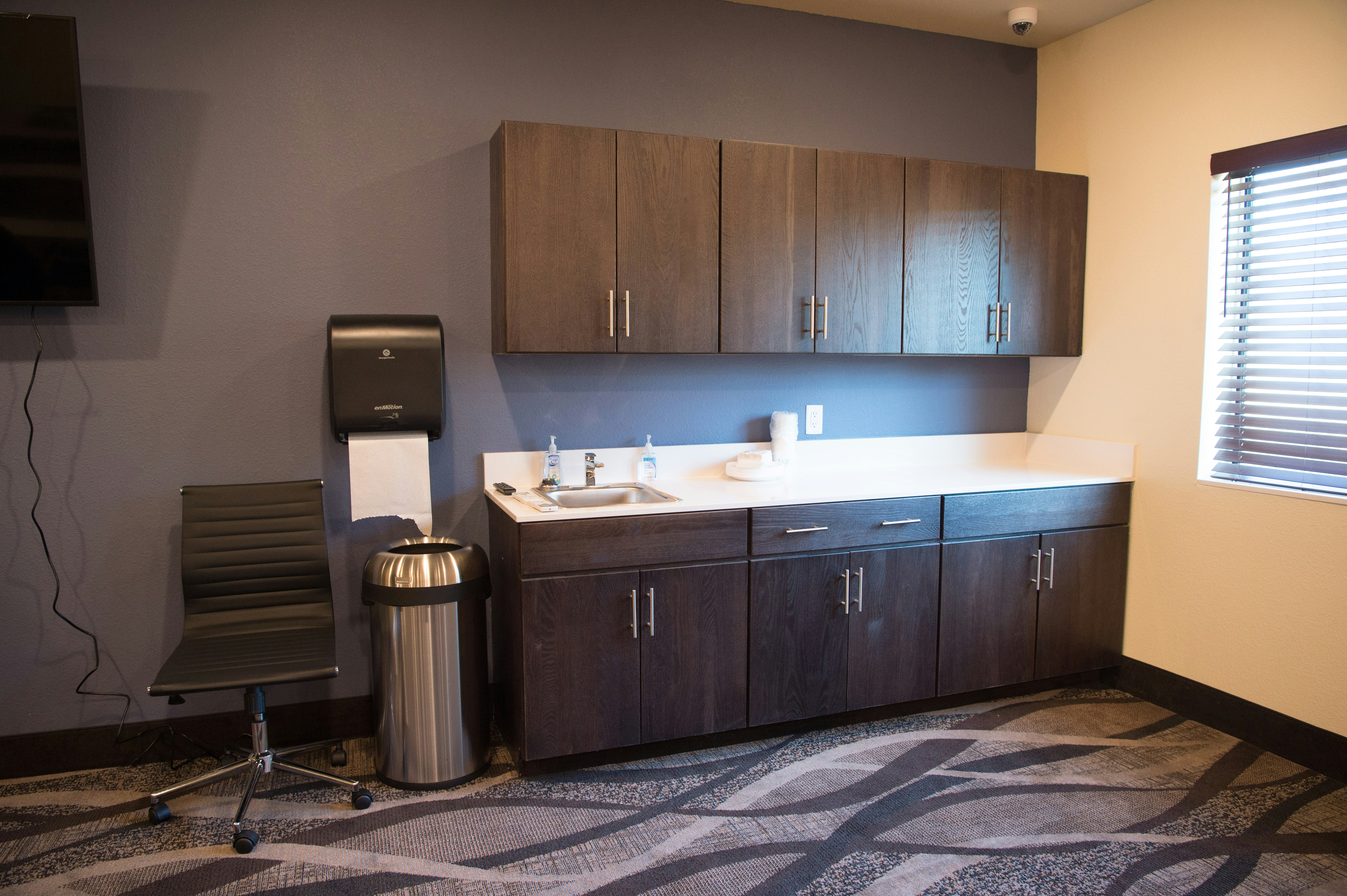 Cobblestone Inn & Suites - Forest City 2/33