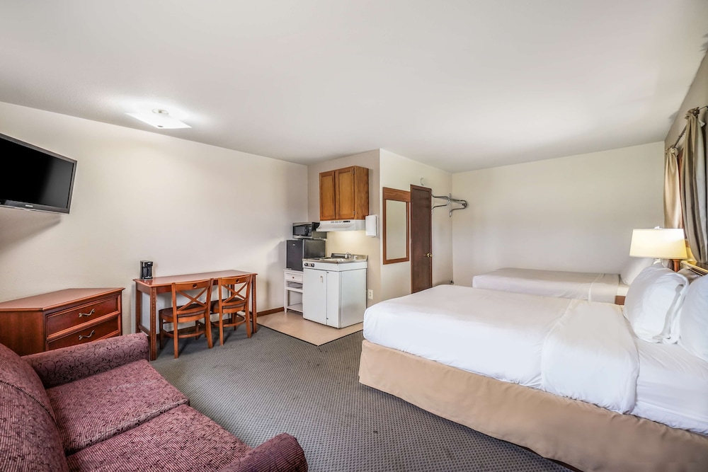 Americas Best Value Inn Marquette 22/46