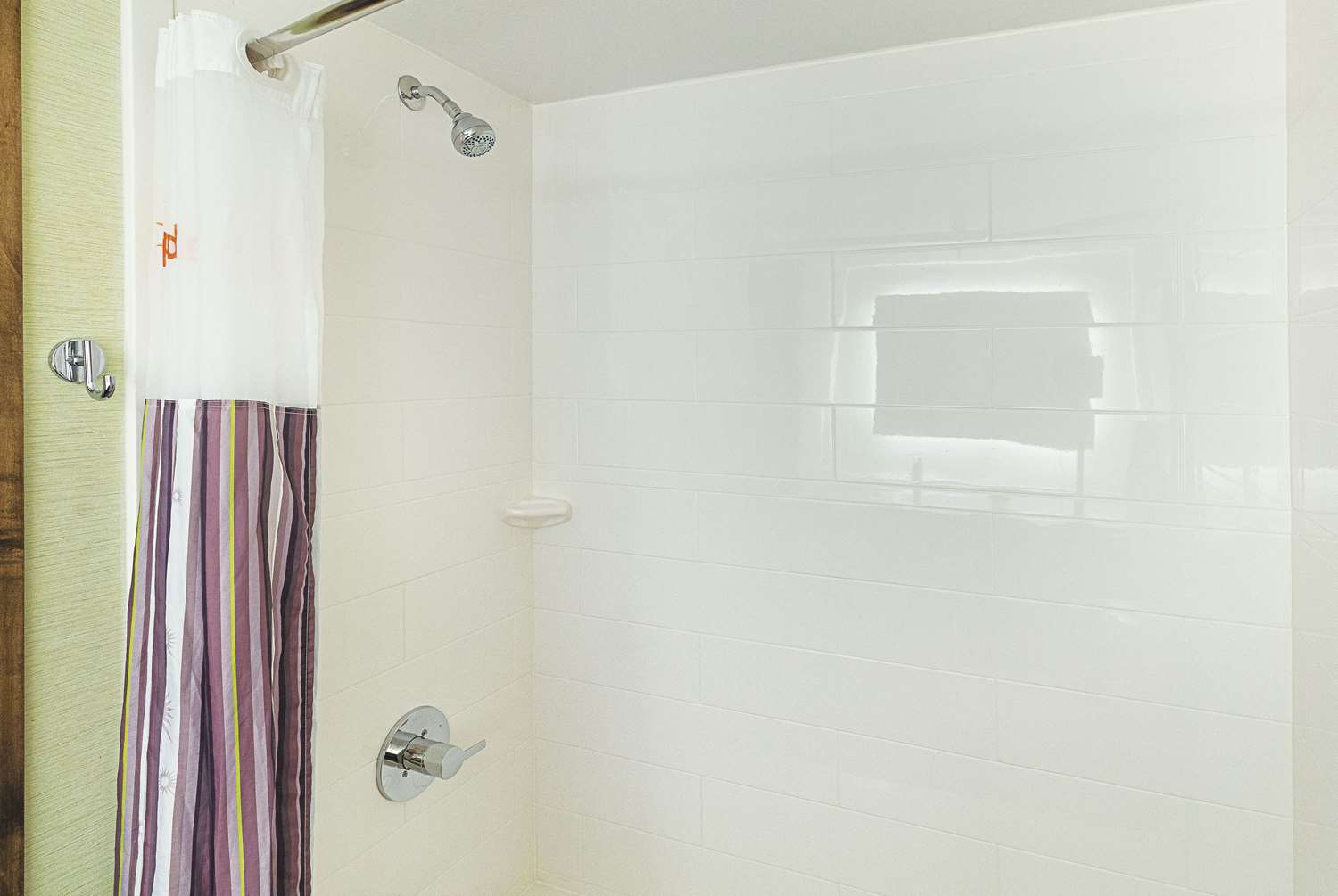 La Quinta Inn & Suites by Wyndham Orange County Airport 53/55