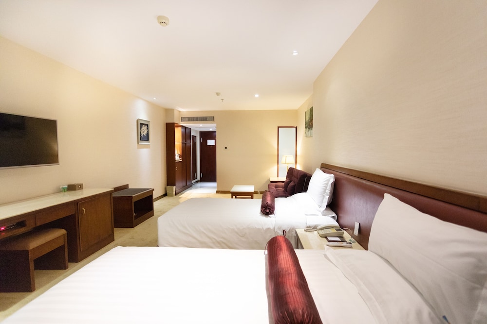 L Hotel Zhuhai Lianhua Branch 10/26