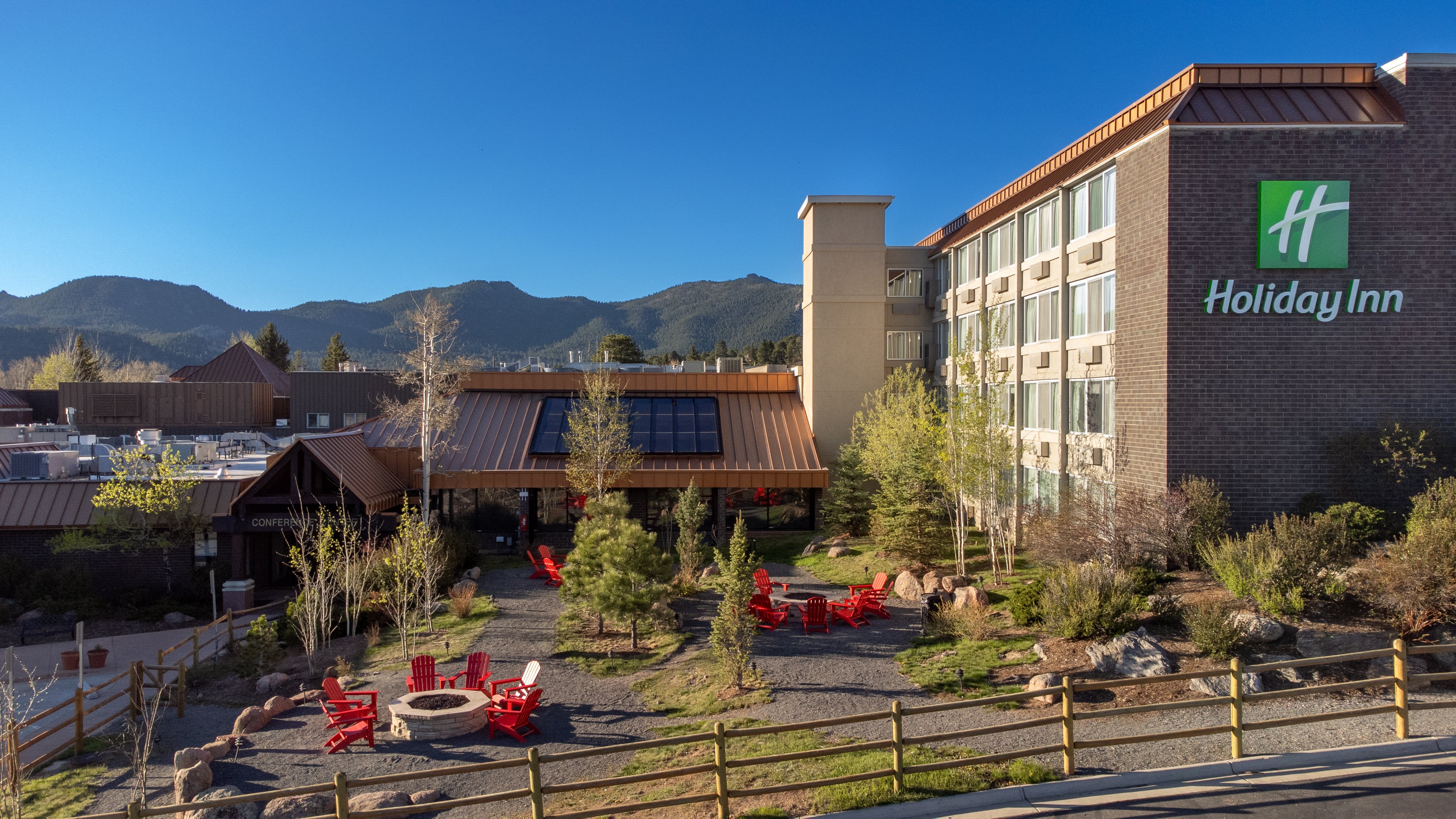 Holiday Inn Estes Park 6/84