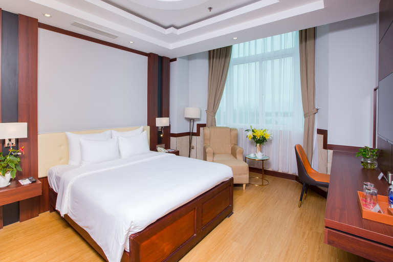 جناح تنفيذي بإطلالة على النهر، Van Phat Riverside Hotel 2/4