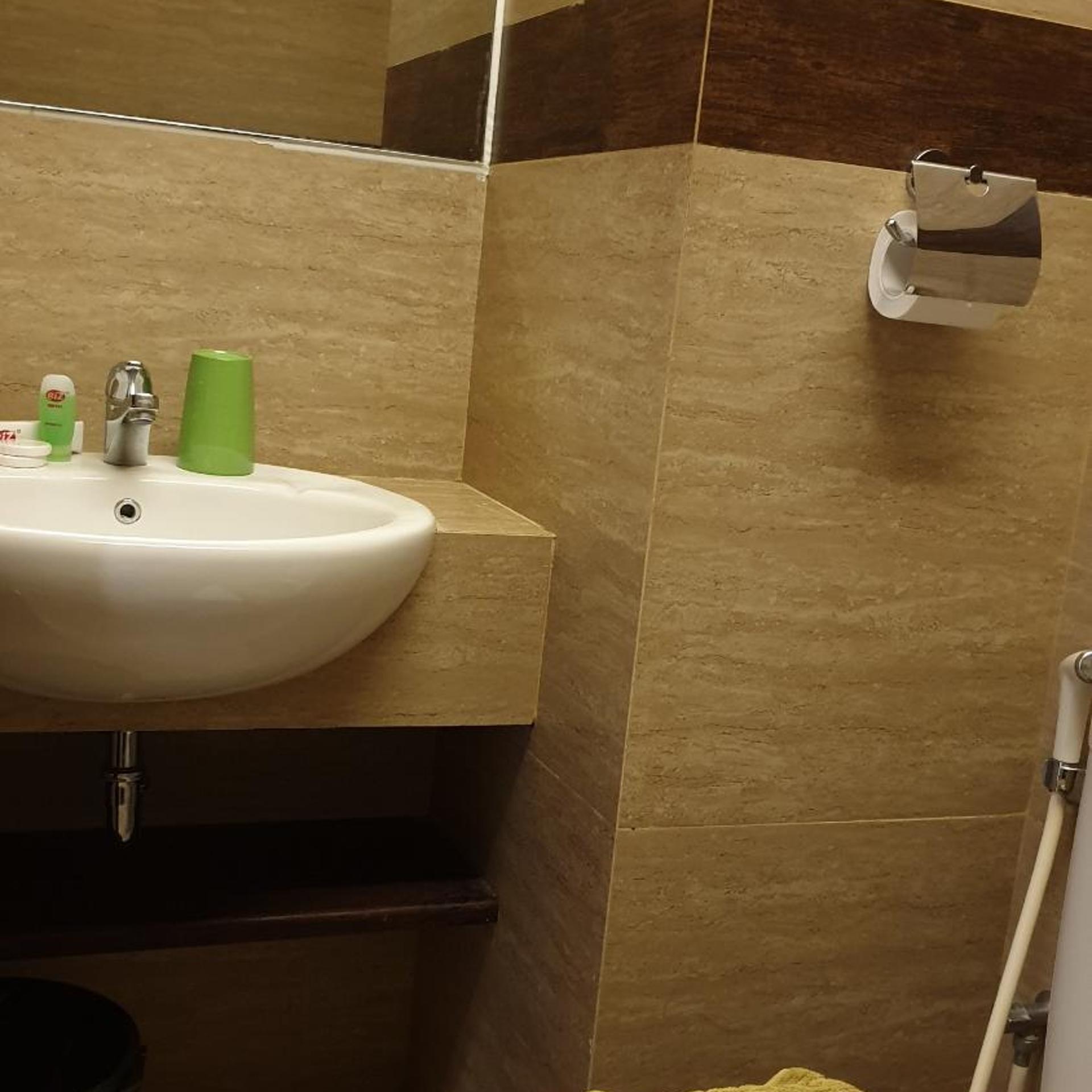 Biz Hotel Ambon 43/48