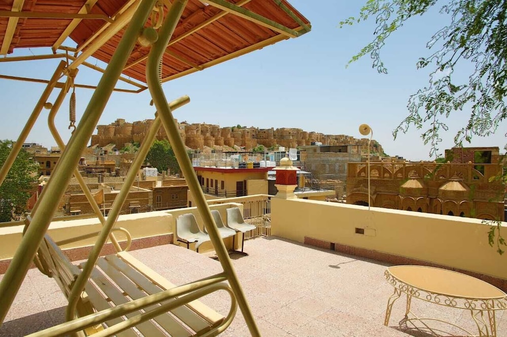 Hotel Jaisal Palace 39/42
