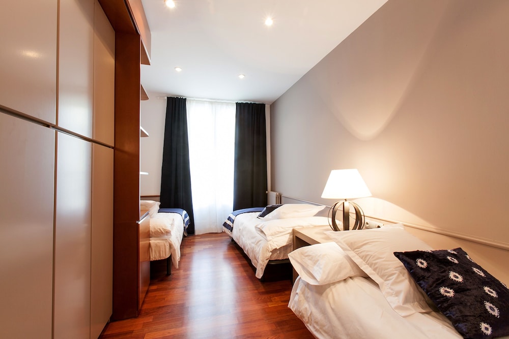 Serennia Apartments Ramblas-Pl.Catalunya 15/50