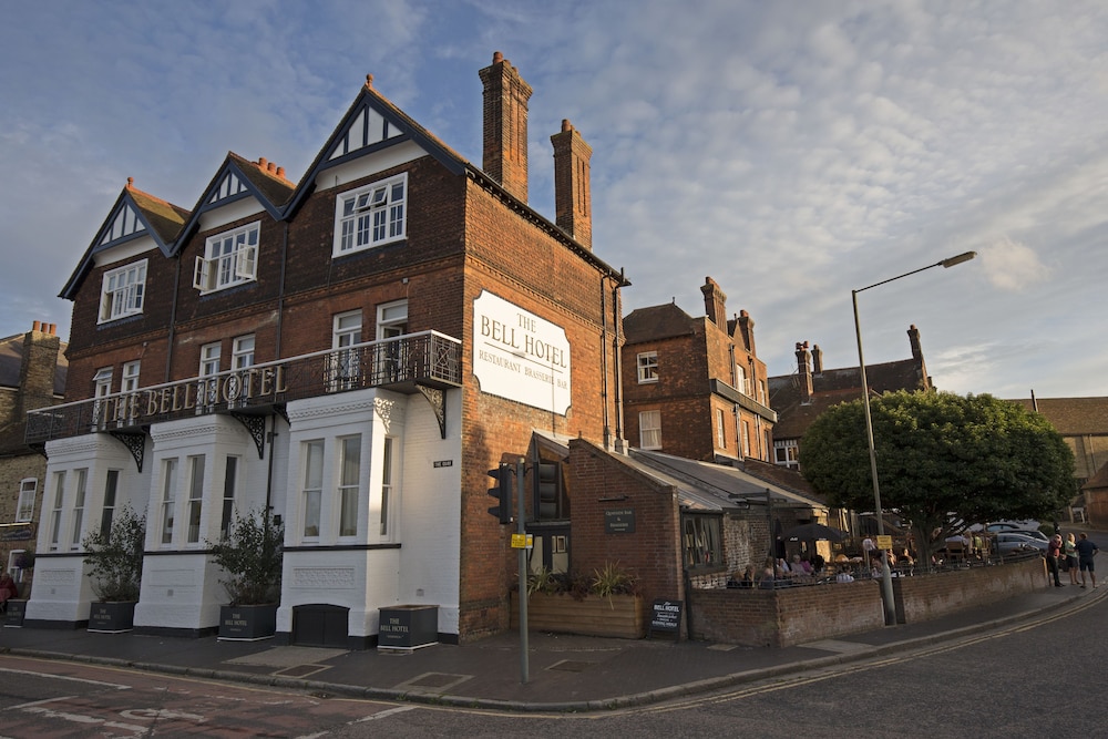 Bell Hotel 43/50