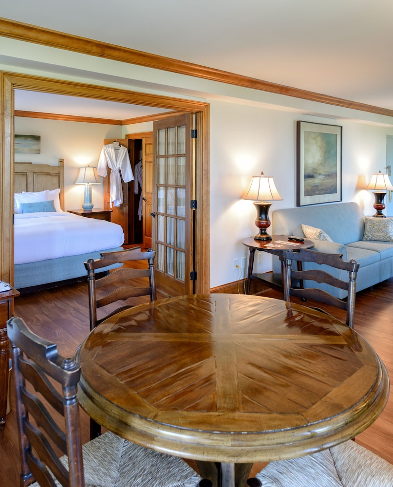 Lanier Islands Legacy Lodge 30/42