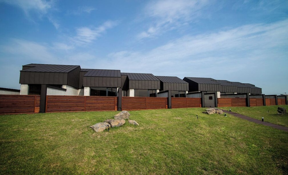 Maison De Jeju Pool Villa 23/26