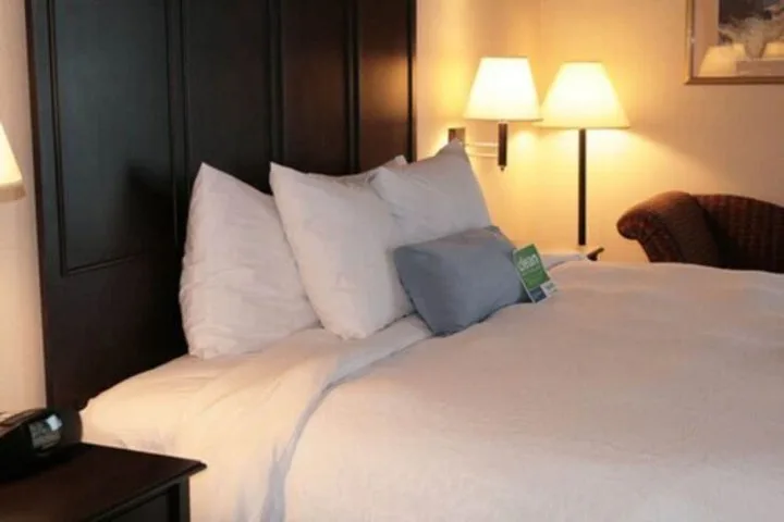 Country Inn & Suites by Radisson, Toronto Mississauga, ON 17/39