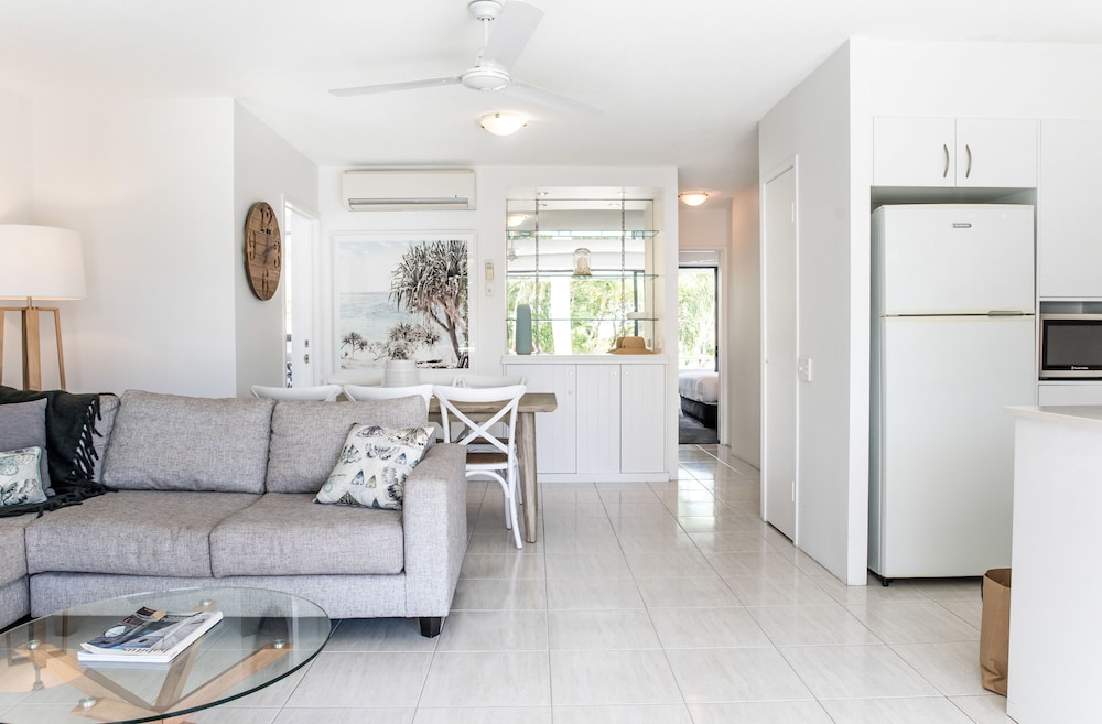 Noosa Pacific Riverfront Resort 31/50