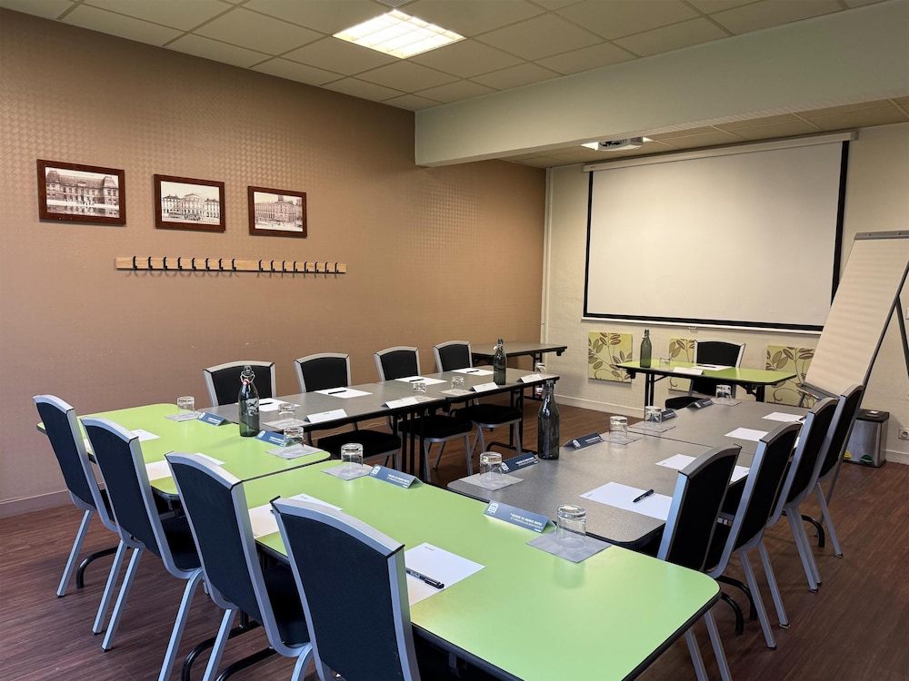 Kyriad Rennes Chantepie 49/61