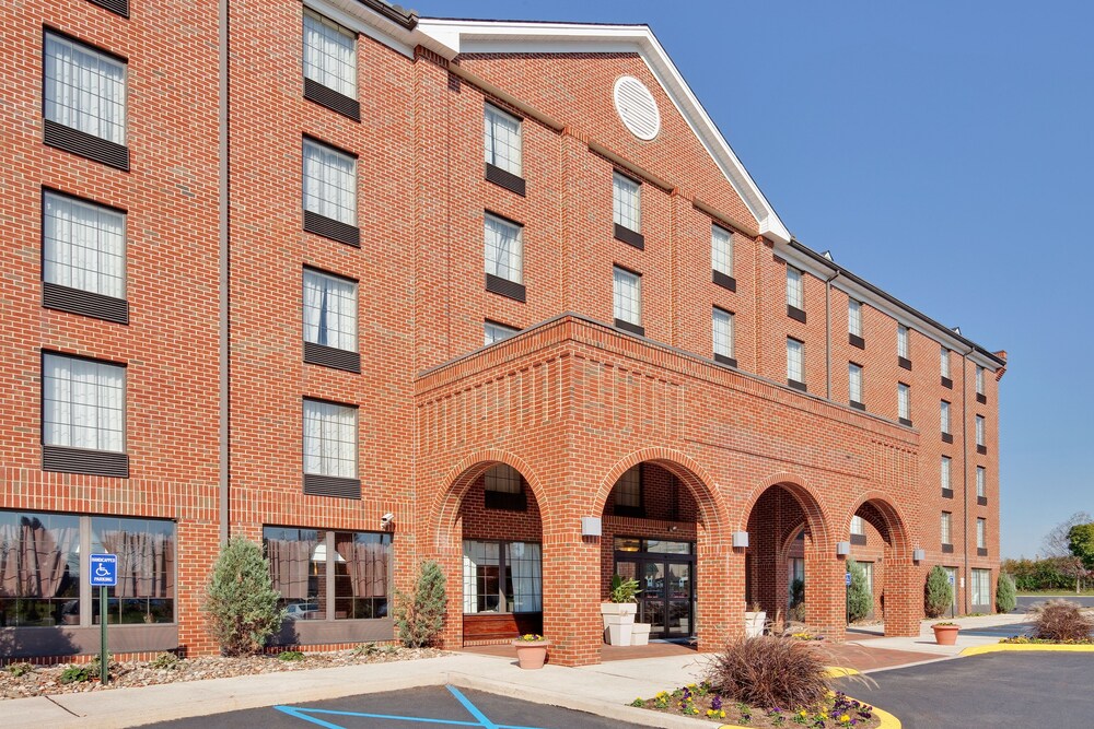 Holiday Inn Express Harrisburg East 1/71