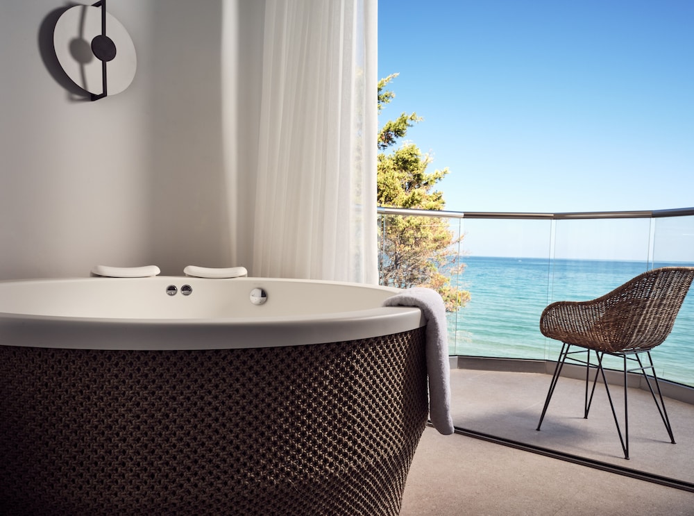 Windmill Bay Aparthotel 50/50
