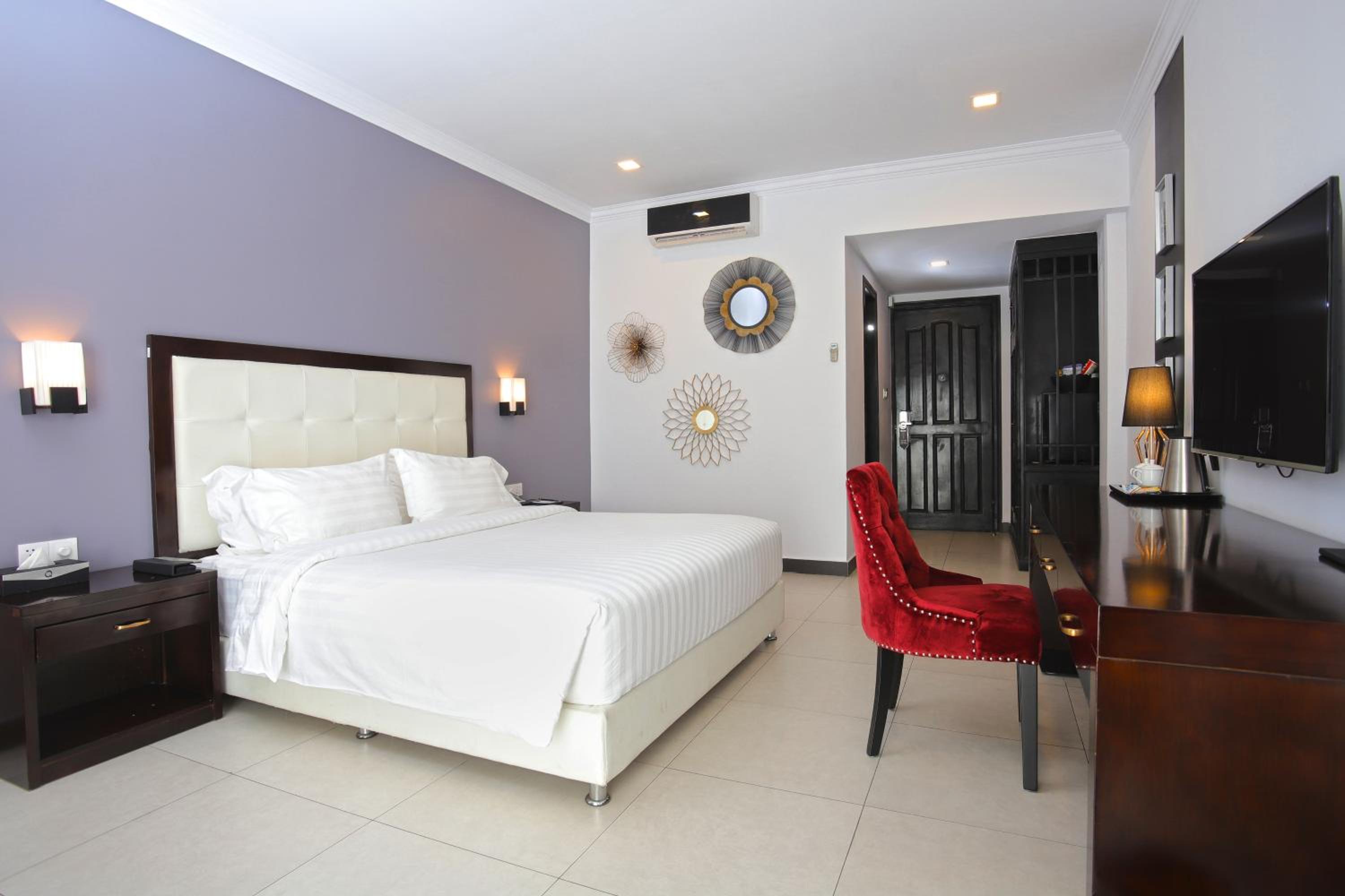Tower, Deluxe, Double Bed
