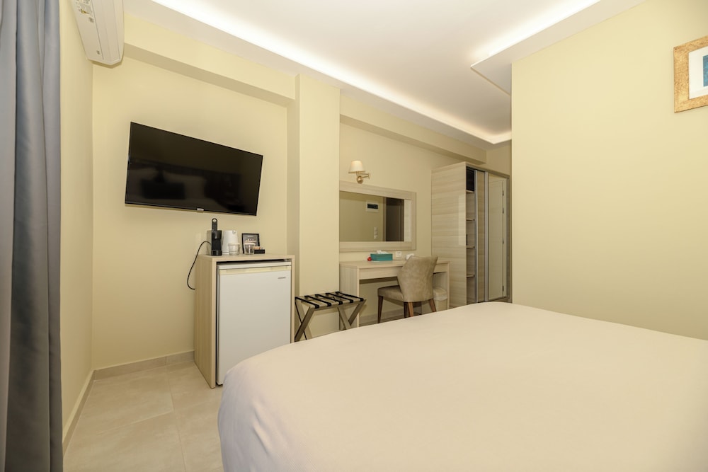 Superior, Double Bed, Iakinthos Tsilivi Beach 5/10