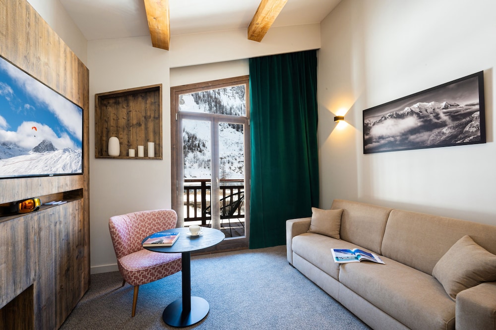Tetras Lodge 24/35