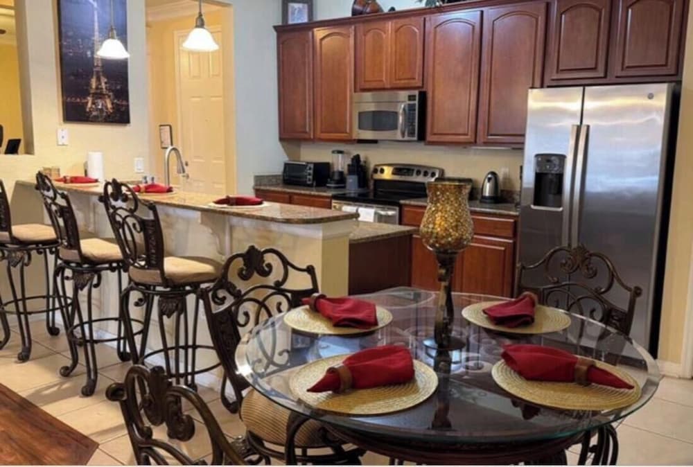 Orlando Vista Cay Executive 3BR Villa 48/75