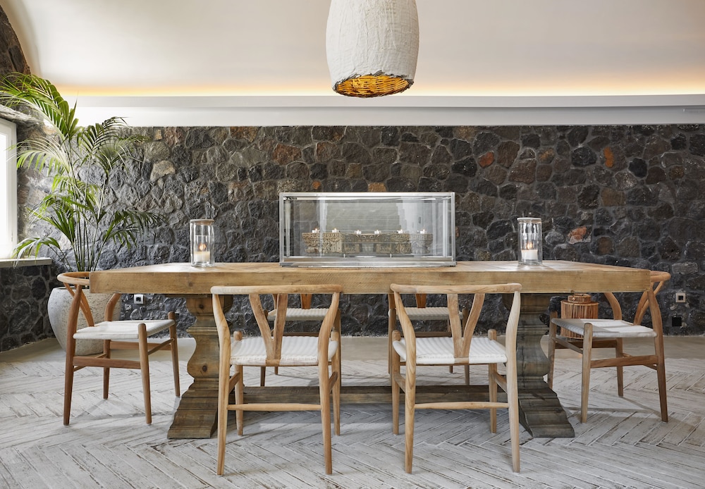 Amor Hideaway Villas by Mr and Mrs White 25/46