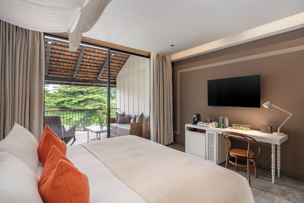 غرفة ديلوكس بسرير مزدوج بإطلالة على النهر بشرفة، Sala Lanna Chiang Mai Hotel 2/7