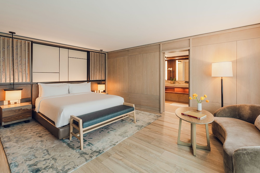 YUHI, VILLA, KING BED, SUNSET VIEW, BAY VIEW, BALCONY