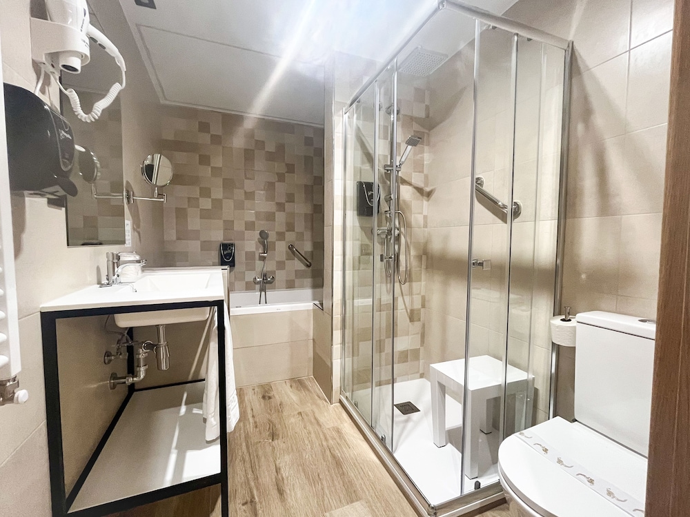 Venta Magullo Complejo Hostelero 53/55