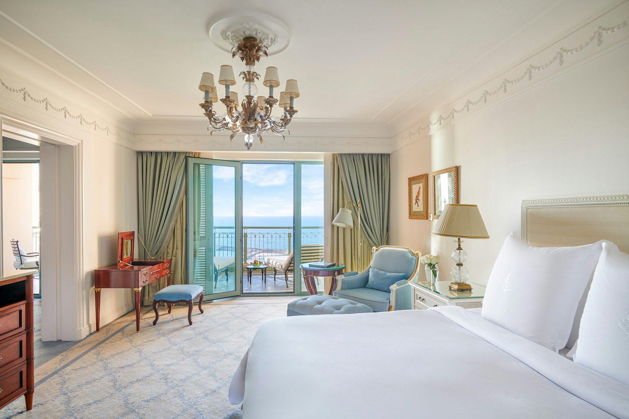 ROOM, KING BED, SEA VIEW