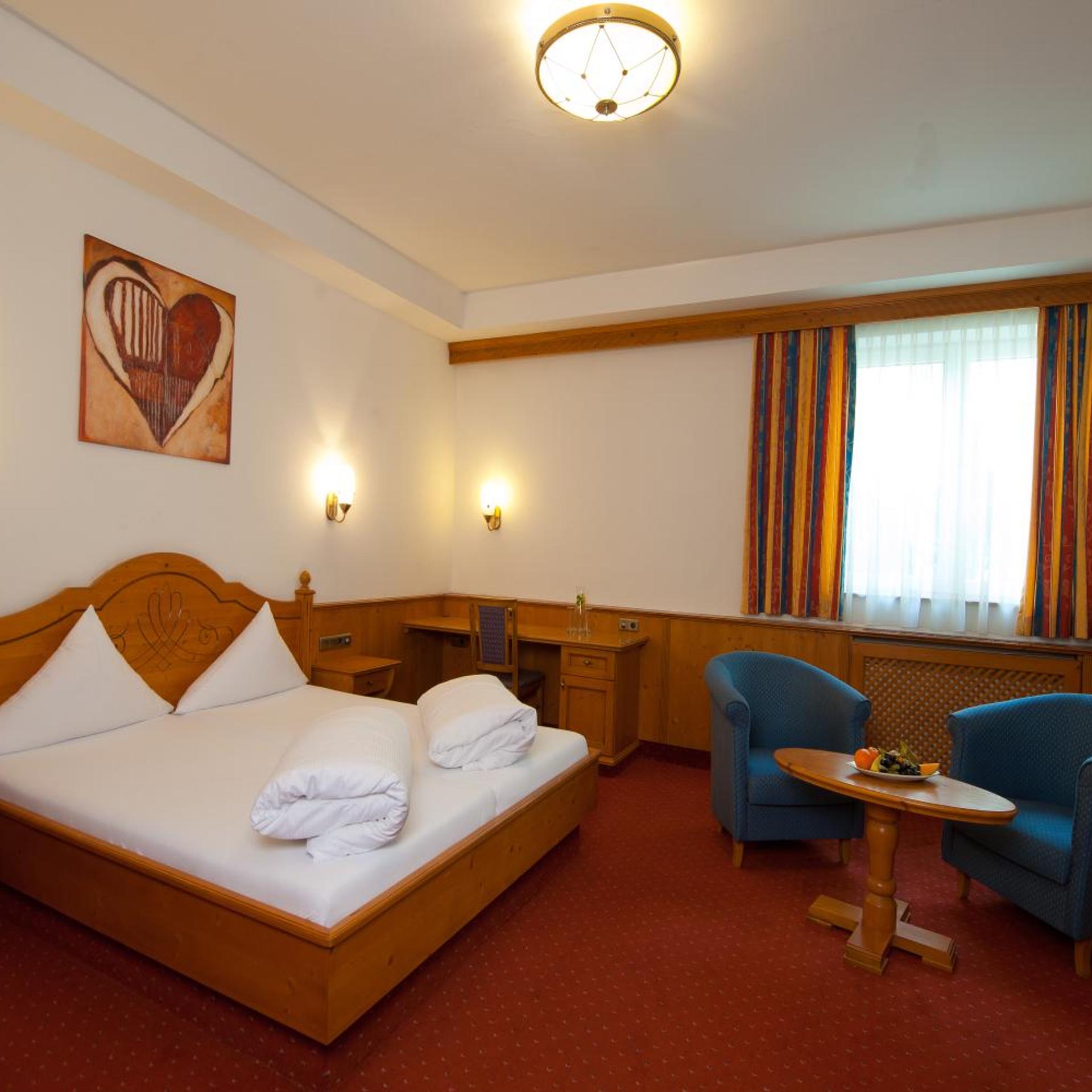 Room, Triple