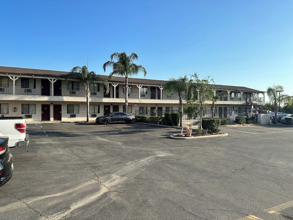 Knights Inn Highland Near San Manuel Casino 17/22
