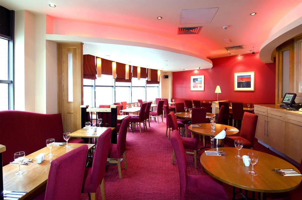 Premier Inn Manchester City Centre (Portland Street) 28/33