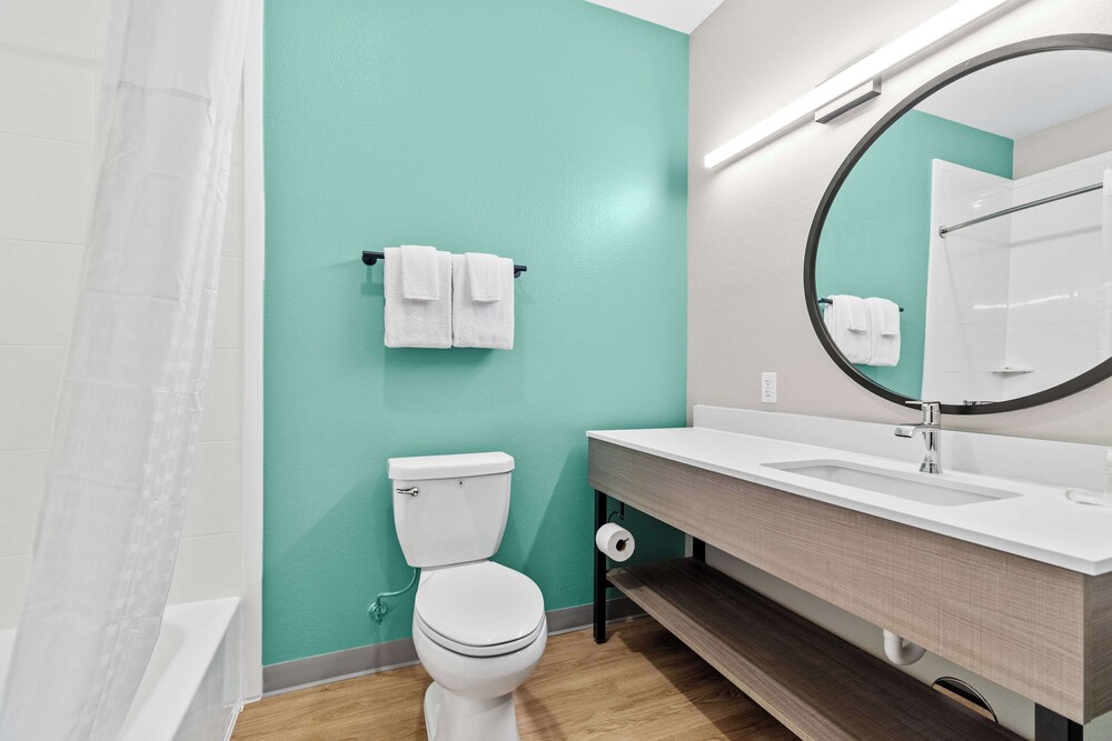 ECHO Suites Extended Stay by Wyndham Dallas Plano/Richardson 50/62