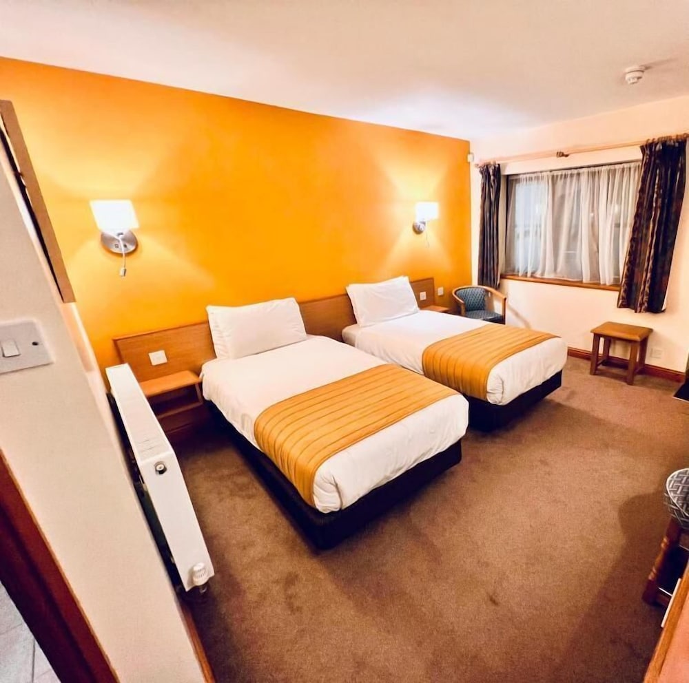 Tollgate Hotel And Leisure 1/20