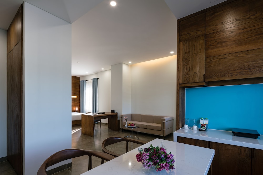Joy Trip Hotel 52/77