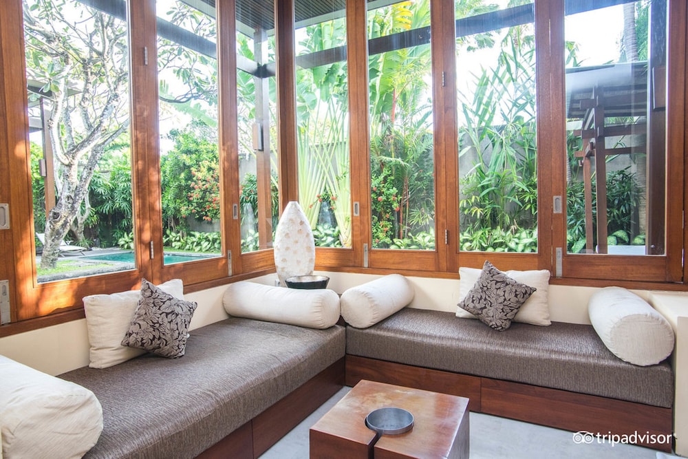 The Elysian Boutique Villa Hotel 25/50