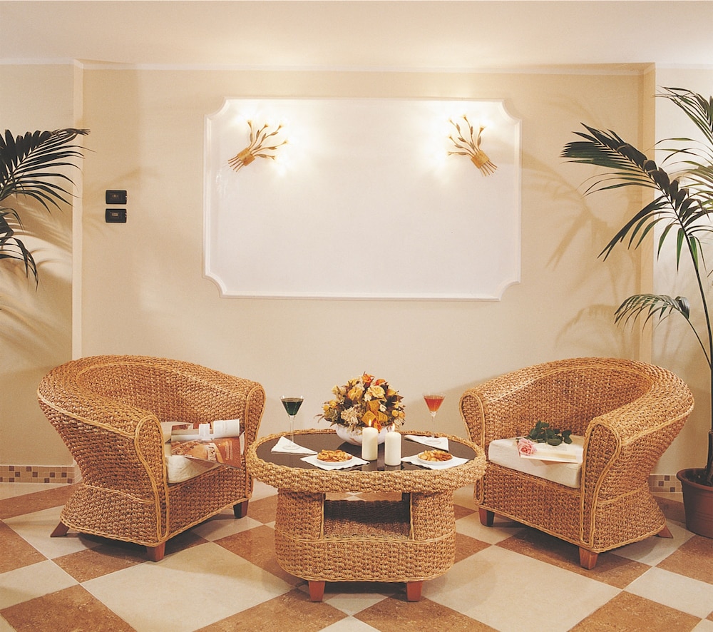 Hotel & Residence Continental 32/50