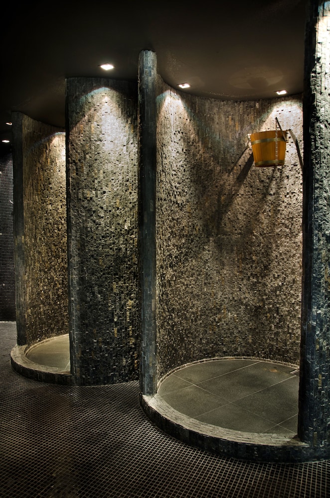Royal Castle Design and Spa Hotel 24/50