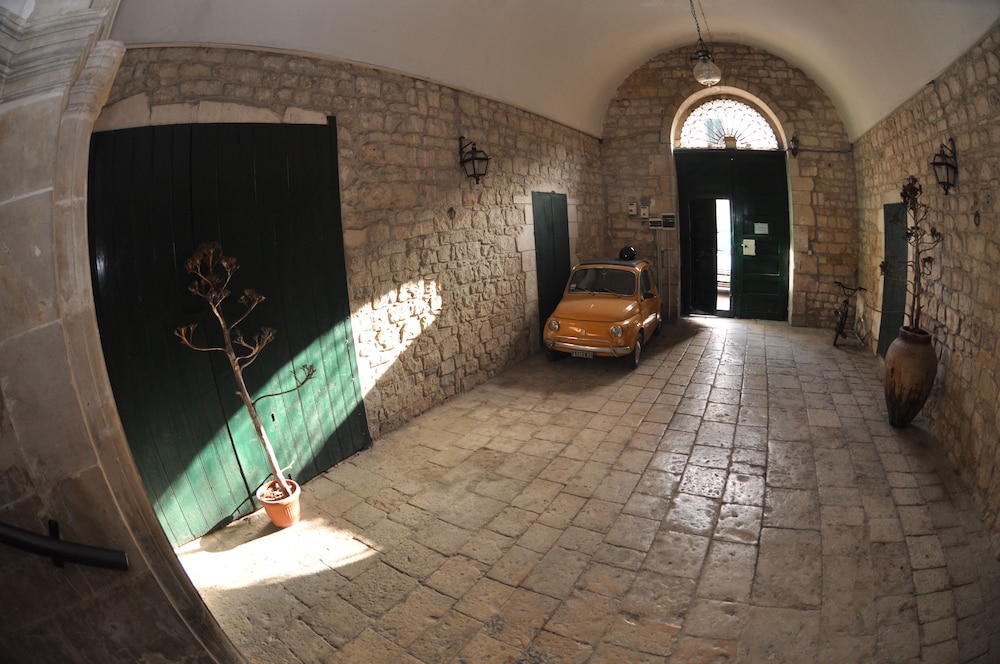 PALAZZO IL CAVALIERE B&B DE CHARME 34/68