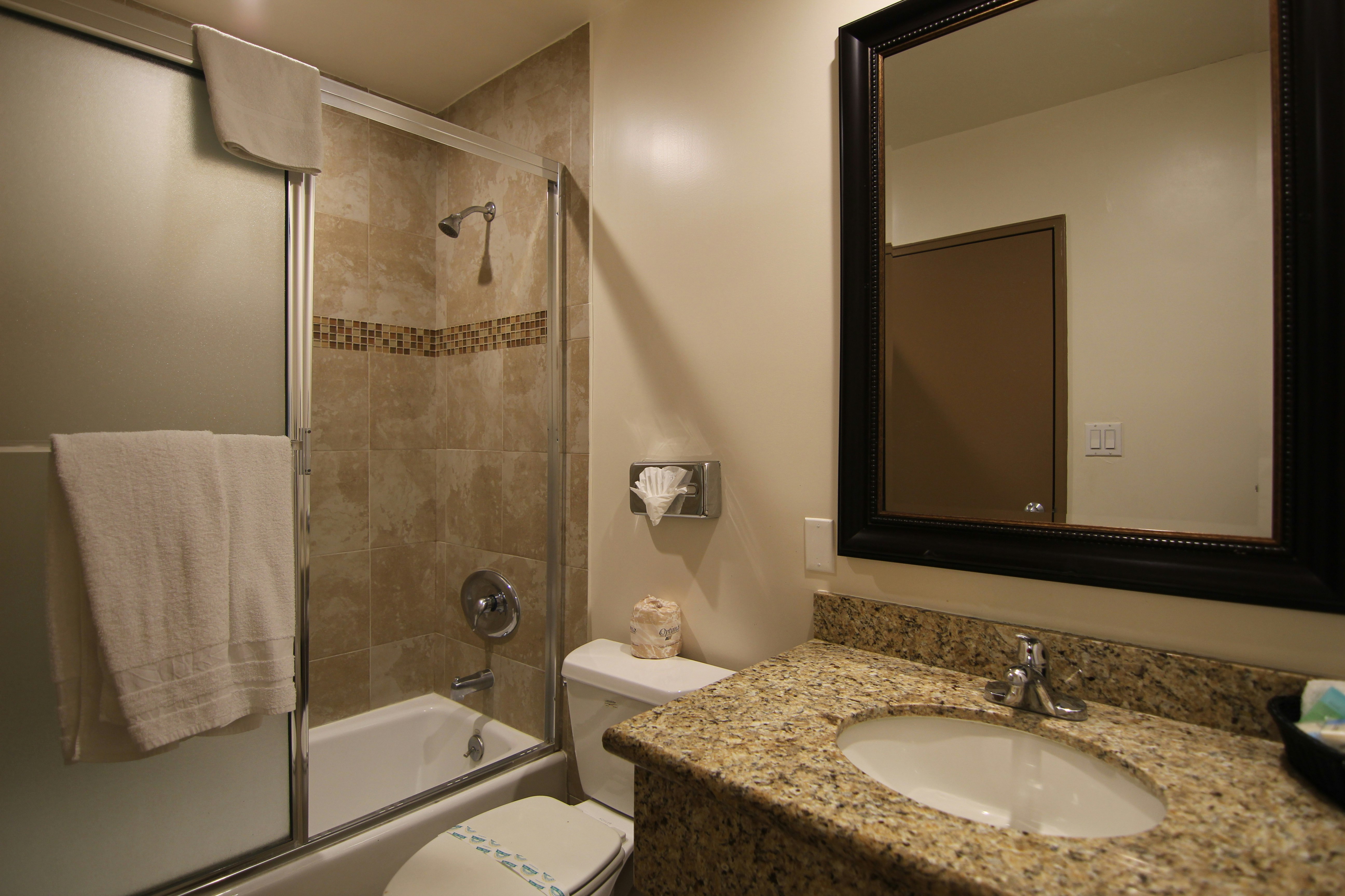 Dunes Inn Wilshire 68/72