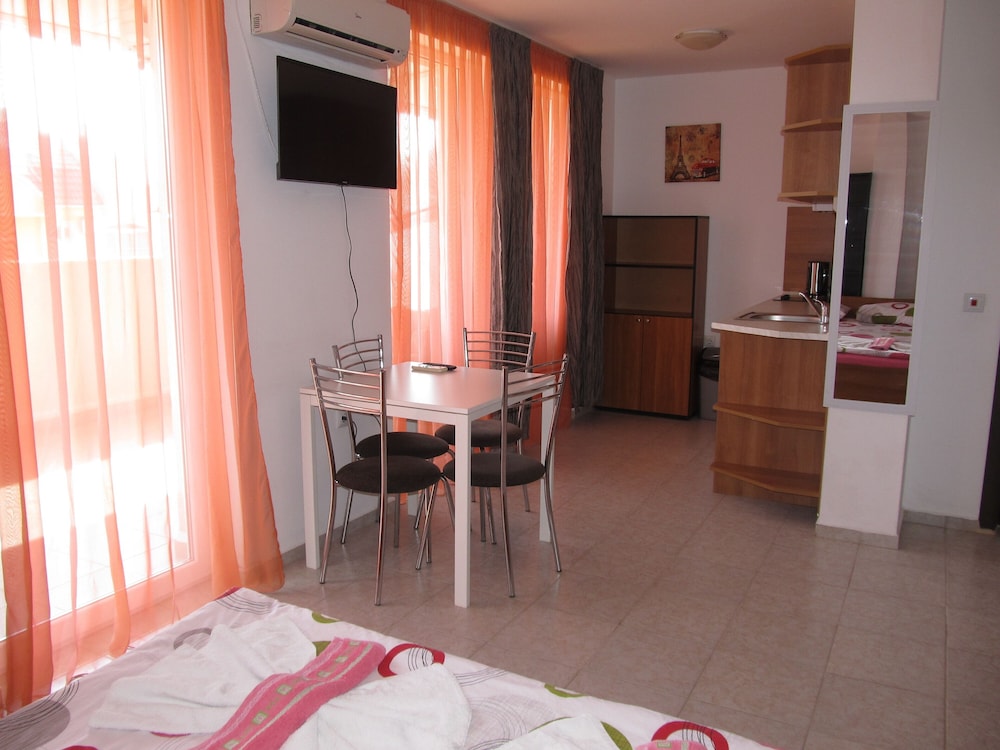 Aparthotel Cote D'azure 15/50