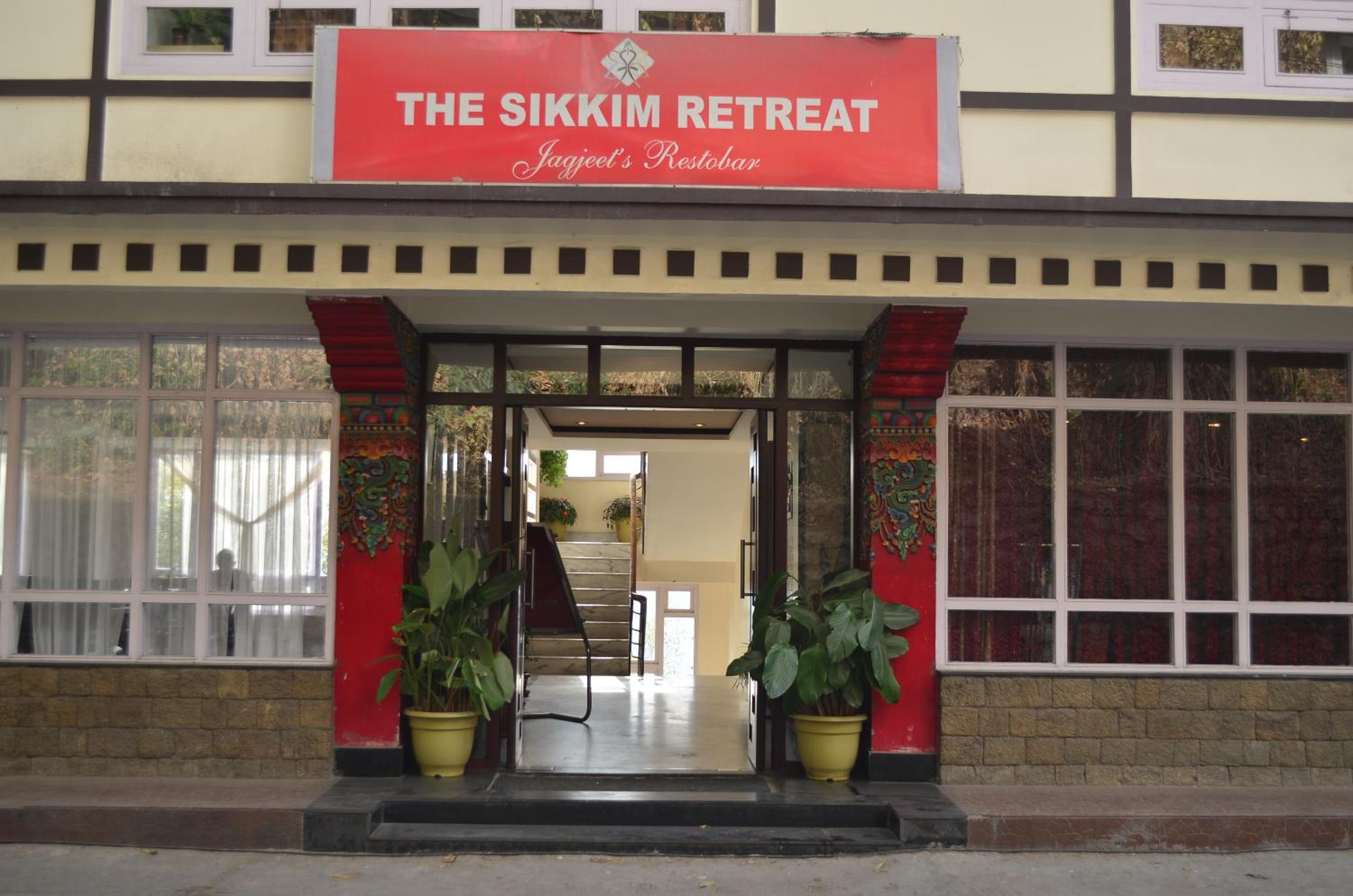 Sikkim Retreat Hotel 1/32