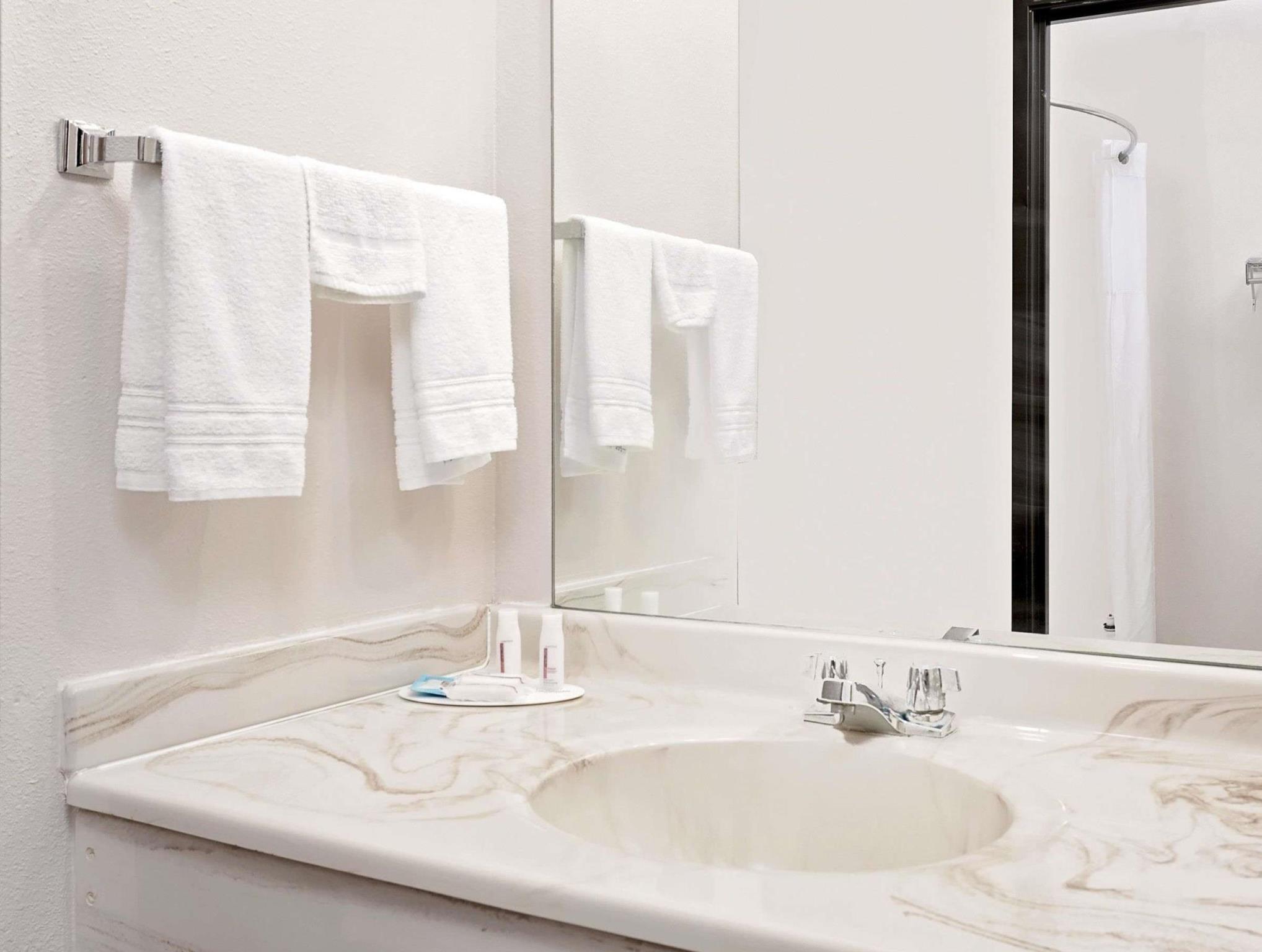 Howard Johnson By Wyndham Gothenburg 20/20