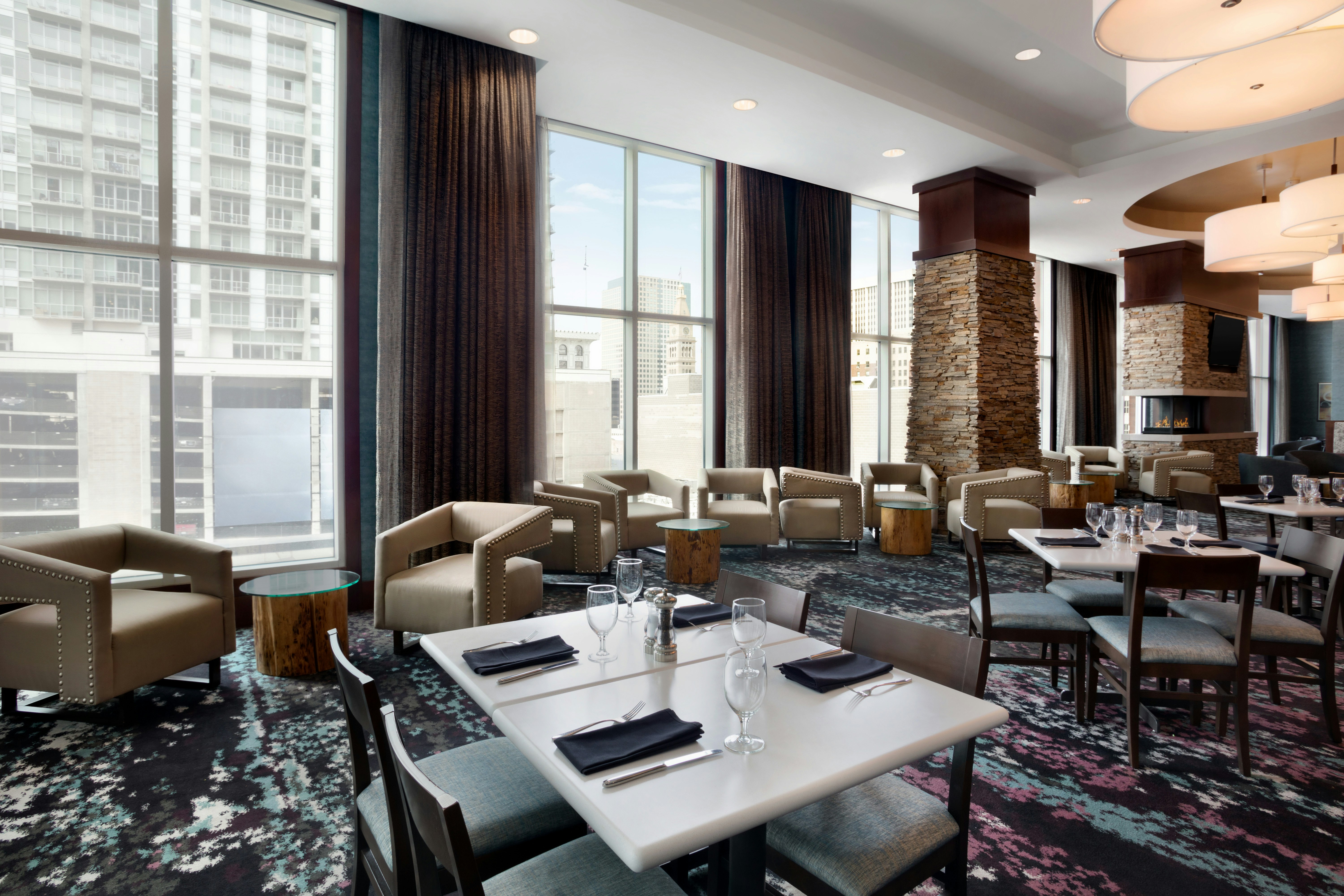 Embassy Suites By Hilton Denver Downtown Convention Center 50/67