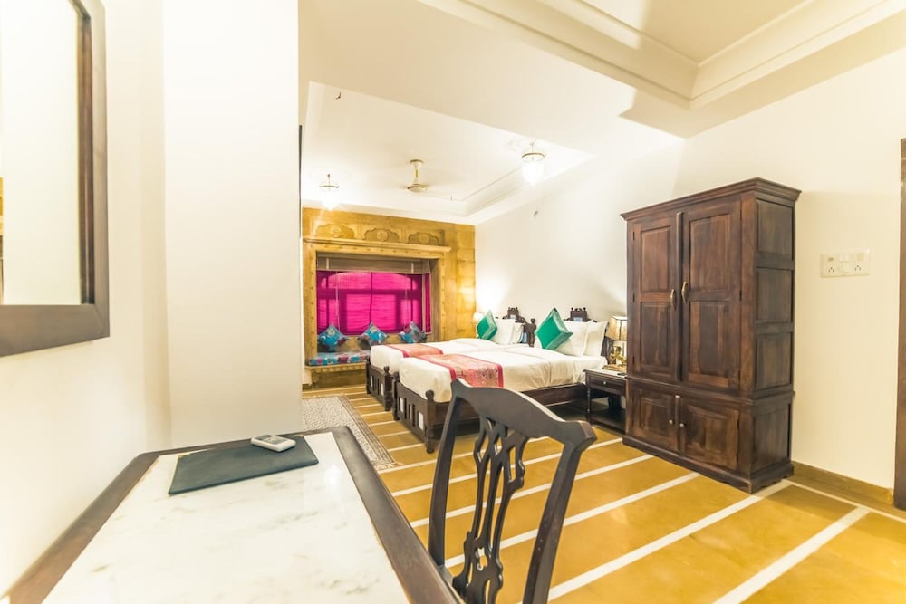 Hotel Radhika Jaisalmer 6/48