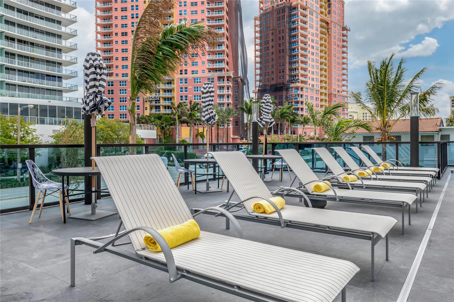 Cambria Hotel Fort Lauderdale Beach 34/41