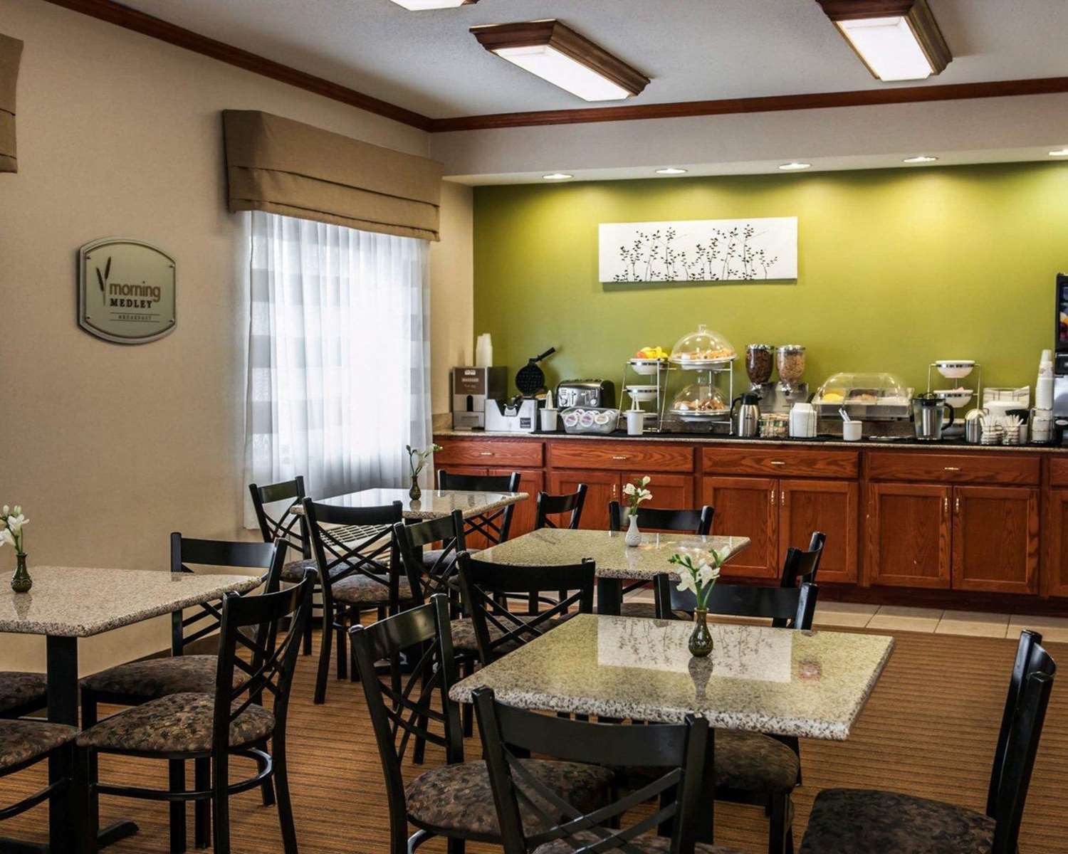 Sleep Inn South Bend Airport 22/25