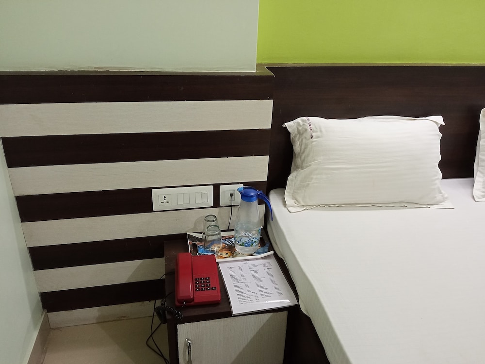 Hotel Viraat Inn 24/50