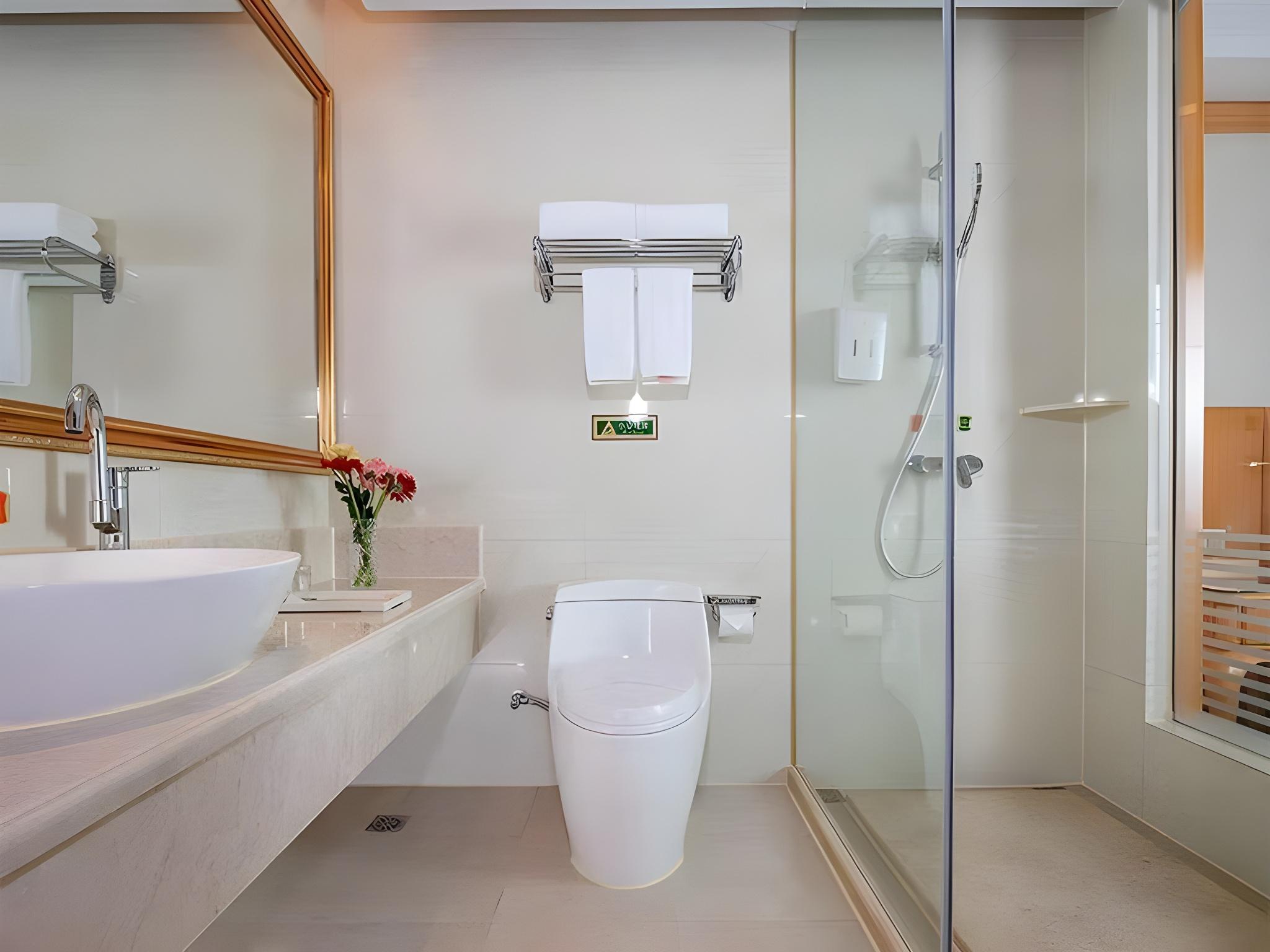 Venus International Hotel (Dongguan Songshan Lake Huawei University Store) 38/38